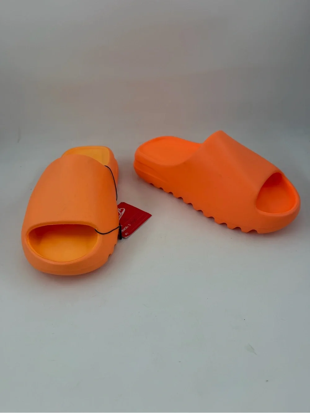 👞 Adidas Unisex Yeezy Slides -Size 5 Men/Youth -Enflame Orange -Size 6.5 Women
